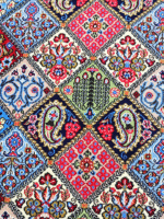 فرش دستباف نقشه خشتی قم - تصویر 4